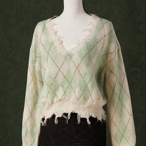 Just Polly Distressed Argyle Cropped Sweater – Light Green & White – Size L